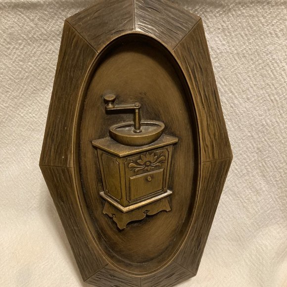 Vintage Set Of 3 Dart Industries No. 7241 - A, B, & C Home Interiors - Picture 2 of 7